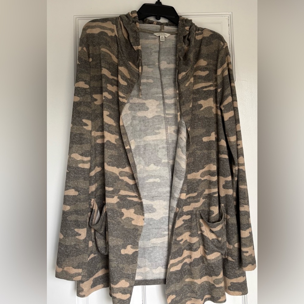 Lucky Brand Camo Hooded Open Front Cardigan - Neutral Camo Medium